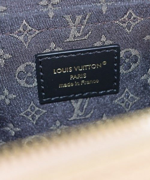 LOUIS VUITTON กระเป๋าใส่อุปกรณ์ขนาดใหญ่