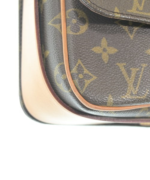 LOUIS VUITTON กระเป๋าสะพาย