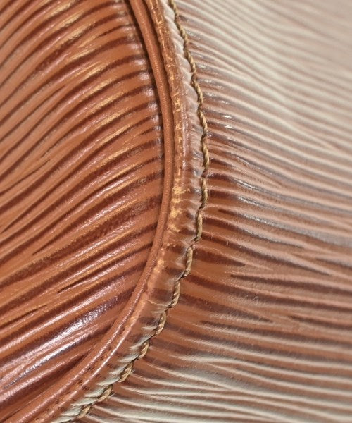 LOUIS VUITTON กระเป๋าใส่อุปกรณ์ขนาดใหญ่