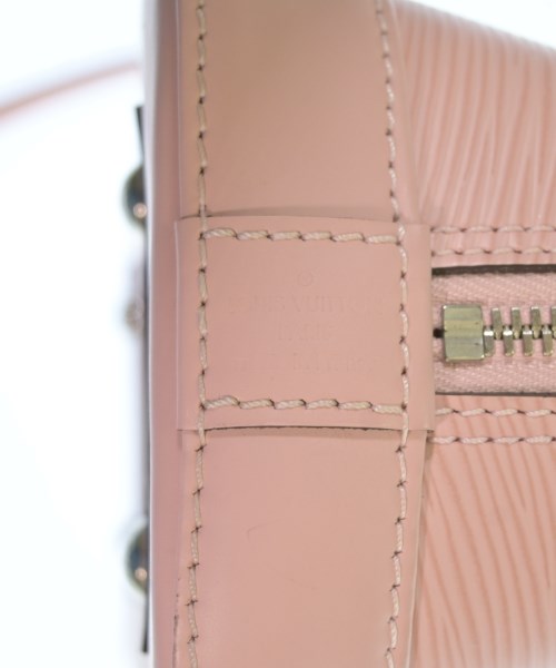 LOUIS VUITTON กระเป๋าถือ