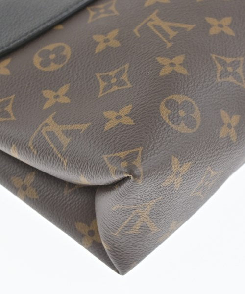 LOUIS VUITTON กระเป๋าสะพาย