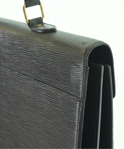 LOUIS VUITTON กระเป๋าธุรกิจ