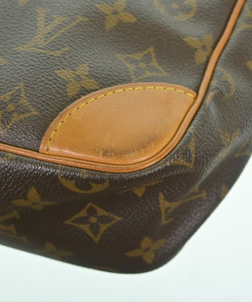 LOUIS VUITTON กระเป๋าสะพาย
