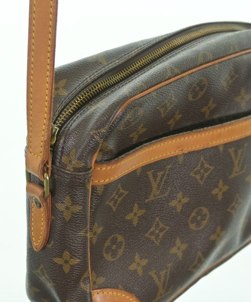 LOUIS VUITTON กระเป๋าสะพาย