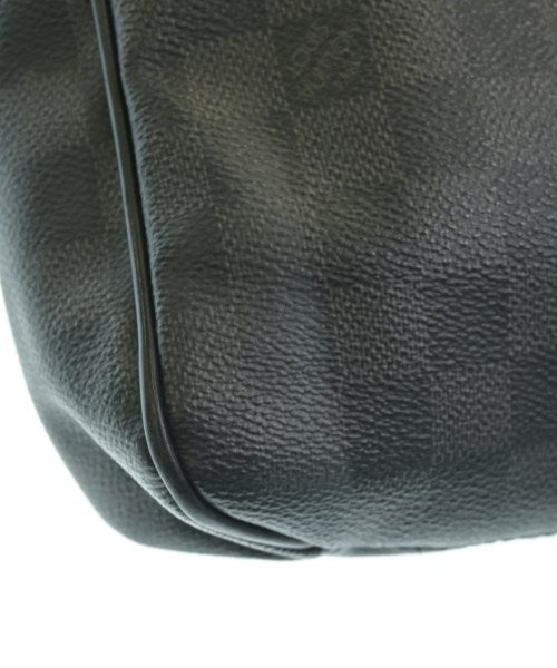LOUIS VUITTON กระเป๋าสะพาย