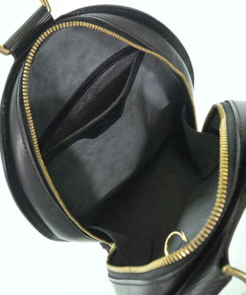 LOUIS VUITTON เป้สะพายหลัง