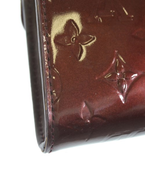LOUIS VUITTON คลัตช์