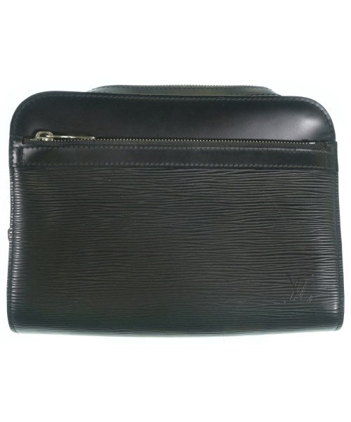 LOUIS VUITTON คลัตช์