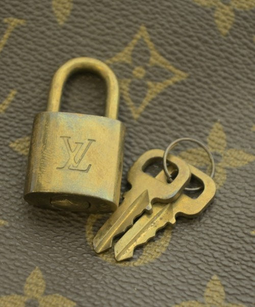 LOUIS VUITTON กระเป๋าใส่อุปกรณ์ขนาดใหญ่