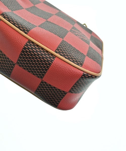 LOUIS VUITTON กระเป๋าสะพาย