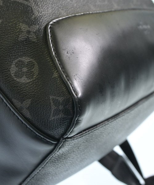 LOUIS VUITTON เป้สะพายหลัง