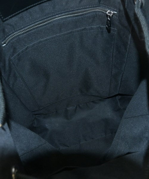 LOUIS VUITTON เป้สะพายหลัง