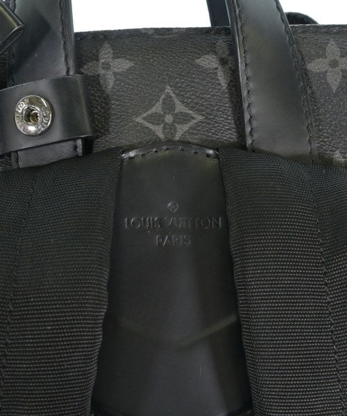 LOUIS VUITTON เป้สะพายหลัง