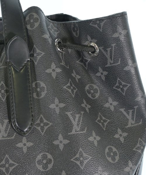 LOUIS VUITTON เป้สะพายหลัง