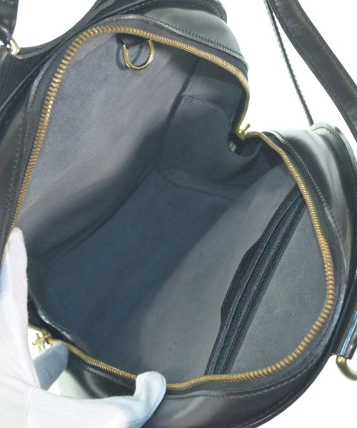 LOUIS VUITTON เป้สะพายหลัง