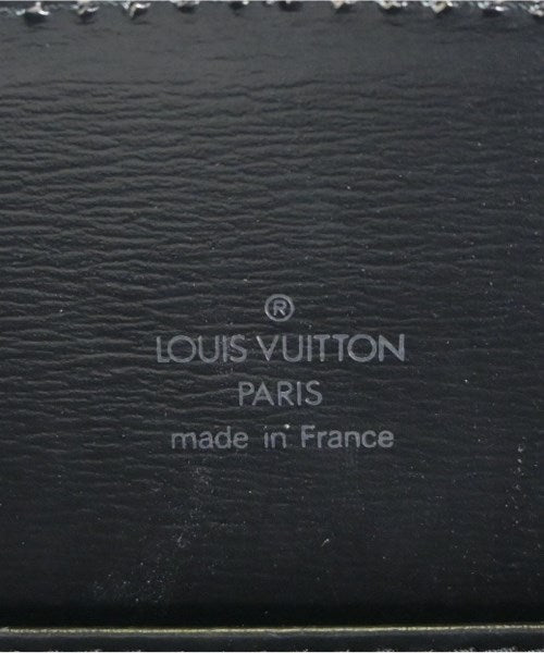 LOUIS VUITTON กระเป๋าสะพาย