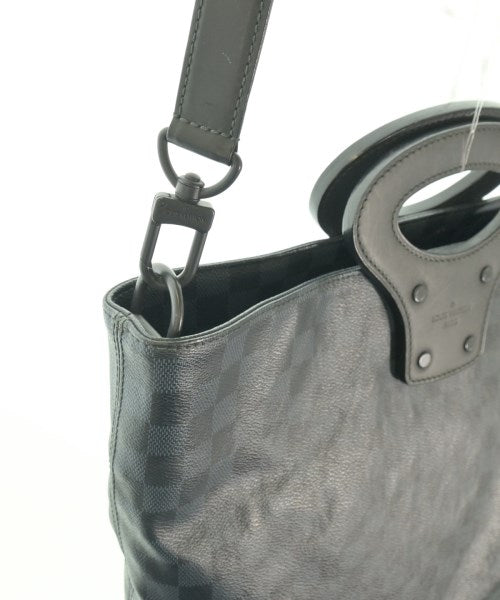 LOUIS VUITTON กระเป๋าถือขนาดใหญ่
