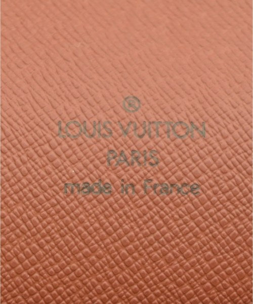 LOUIS VUITTON กระเป๋าสะพาย