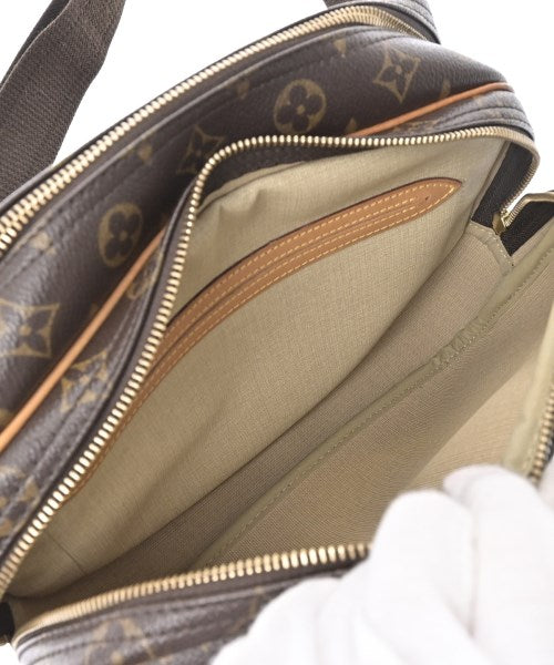 LOUIS VUITTON กระเป๋าสะพาย
