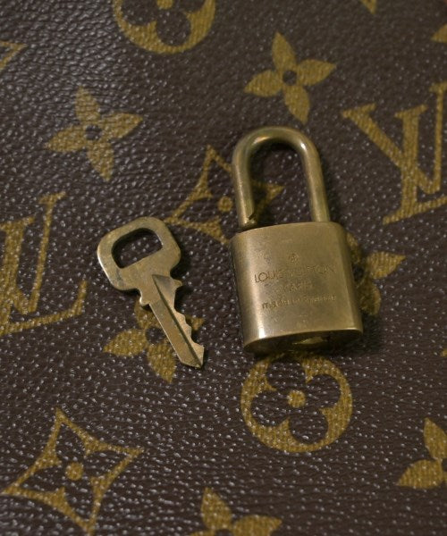 LOUIS VUITTON กระเป๋าใส่อุปกรณ์ขนาดใหญ่