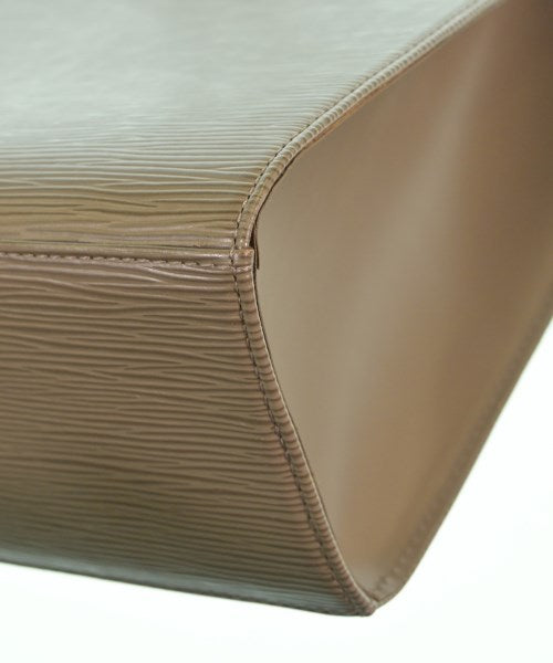 LOUIS VUITTON กระเป๋าถือ