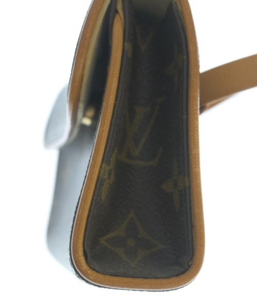 LOUIS VUITTON กระเป๋าสะพาย