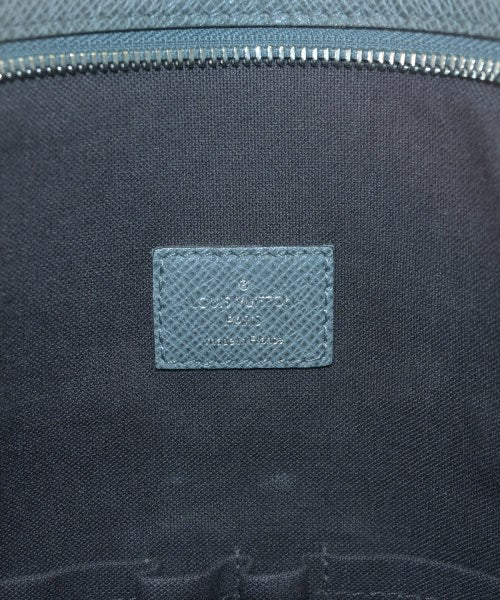 LOUIS VUITTON กระเป๋าสะพาย