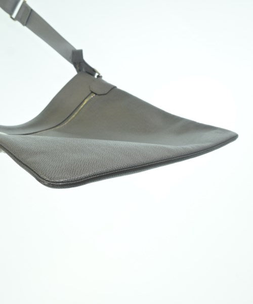 LOUIS VUITTON กระเป๋าสะพาย