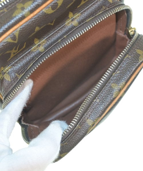 LOUIS VUITTON กระเป๋าสะพาย