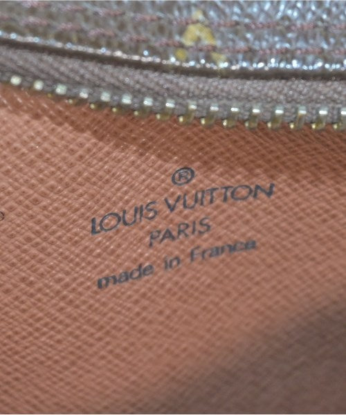 LOUIS VUITTON กระเป๋าสะพาย