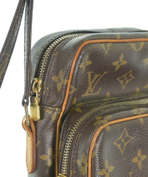 LOUIS VUITTON กระเป๋าสะพาย