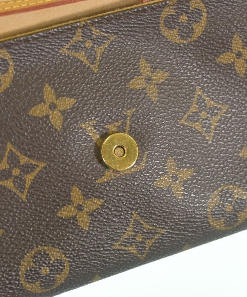 LOUIS VUITTON กระเป๋าสะพาย