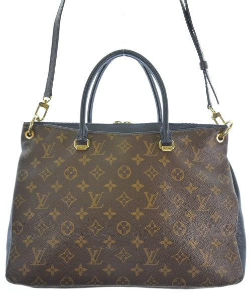 LOUIS VUITTON กระเป๋าสะพาย