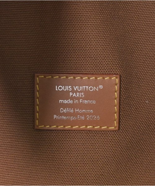 LOUIS VUITTON เป้สะพายหลัง