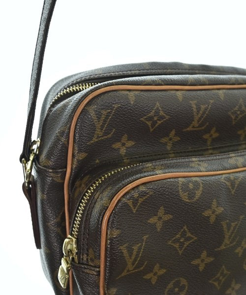 LOUIS VUITTON กระเป๋าสะพาย