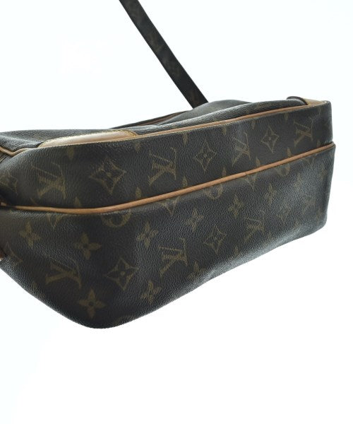 LOUIS VUITTON กระเป๋าสะพาย