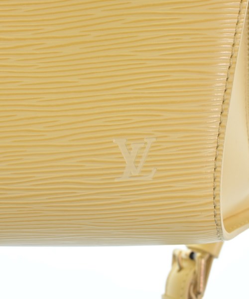 LOUIS VUITTON เป้สะพายหลัง
