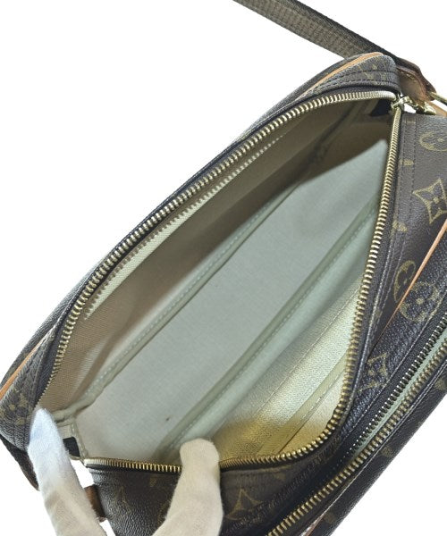 LOUIS VUITTON กระเป๋าสะพาย