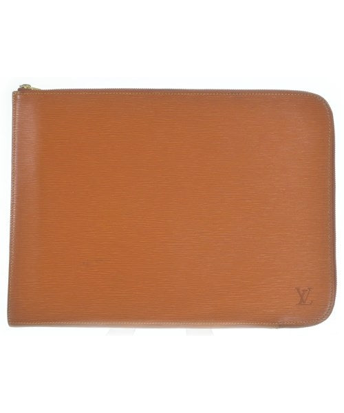 LOUIS VUITTON คลัตช์