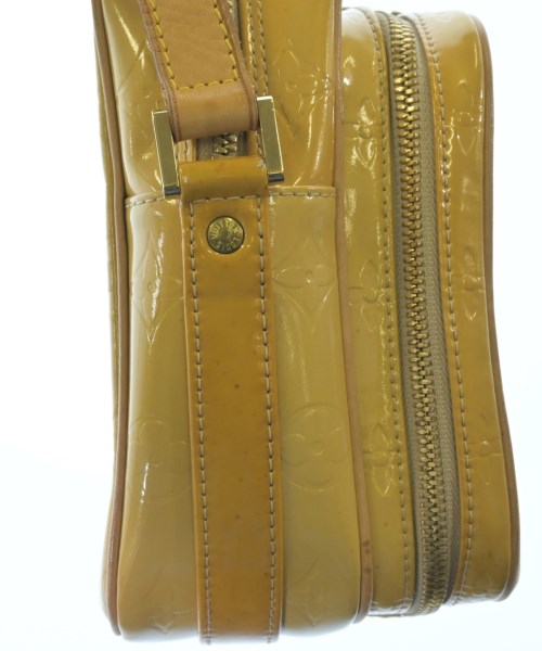 LOUIS VUITTON กระเป๋าสะพาย