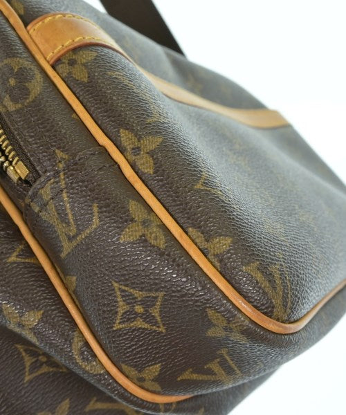 LOUIS VUITTON กระเป๋าสะพาย