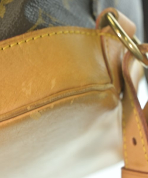 LOUIS VUITTON เป้สะพายหลัง
