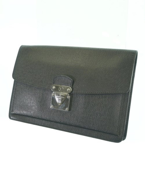 LOUIS VUITTON คลัตช์