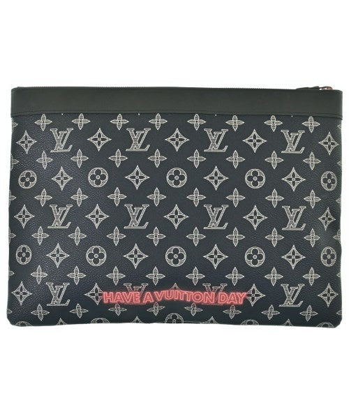 LOUIS VUITTON คลัตช์