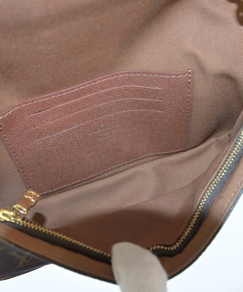 LOUIS VUITTON กระเป๋าสะพาย