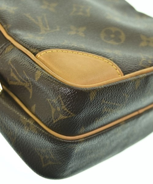 LOUIS VUITTON กระเป๋าสะพาย