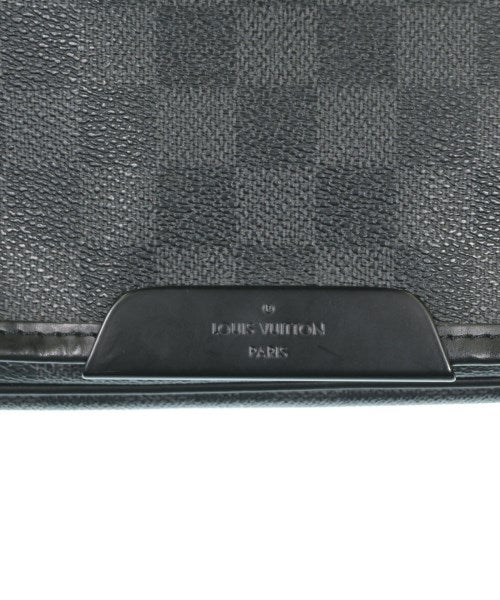 LOUIS VUITTON กระเป๋าสะพาย