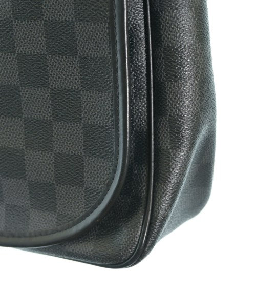 LOUIS VUITTON กระเป๋าสะพาย