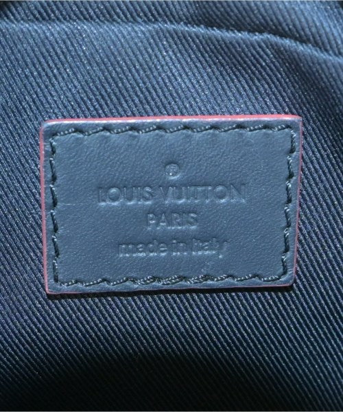 LOUIS VUITTON กระเป๋าสะพาย