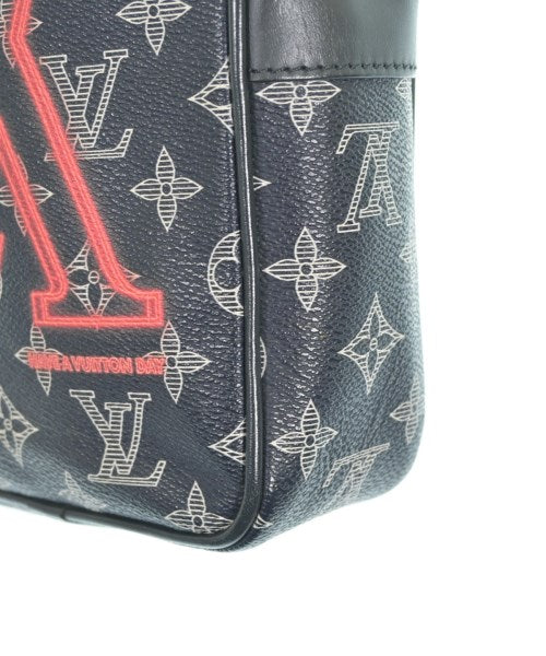 LOUIS VUITTON กระเป๋าสะพาย